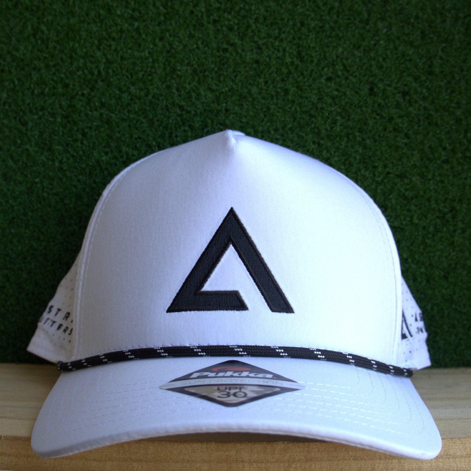 Apparel & Accessories