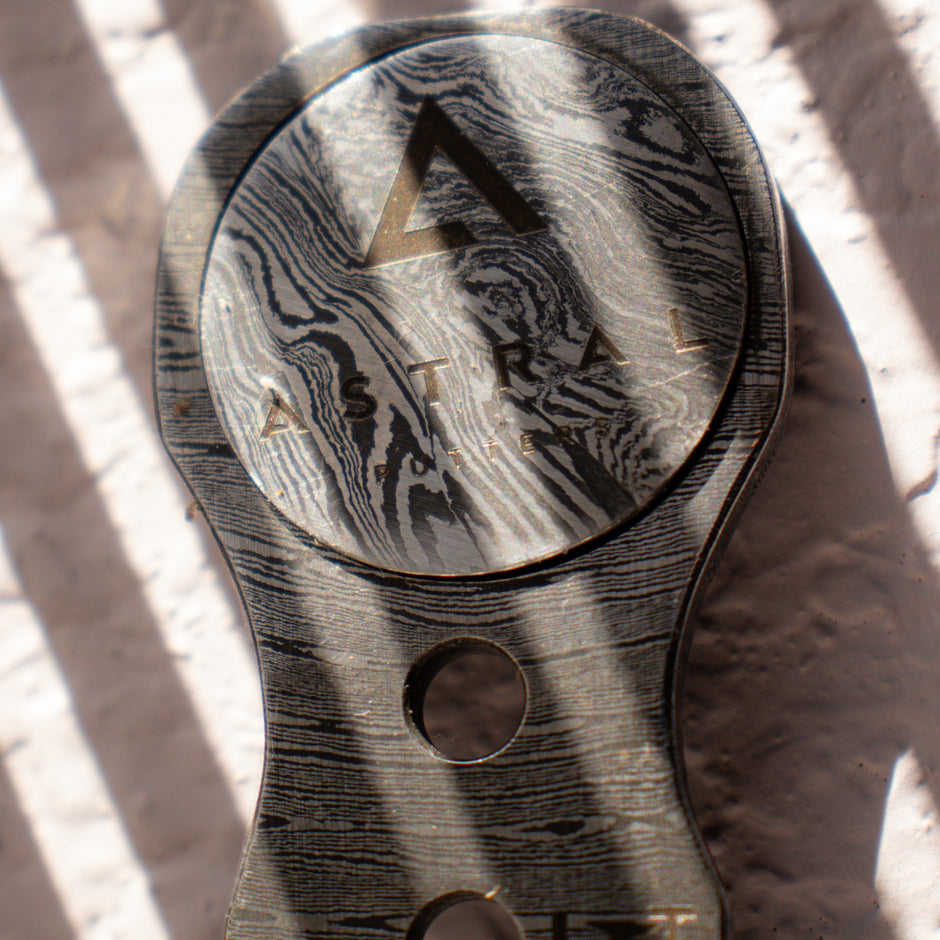 Damascus Steel Divot Tool
